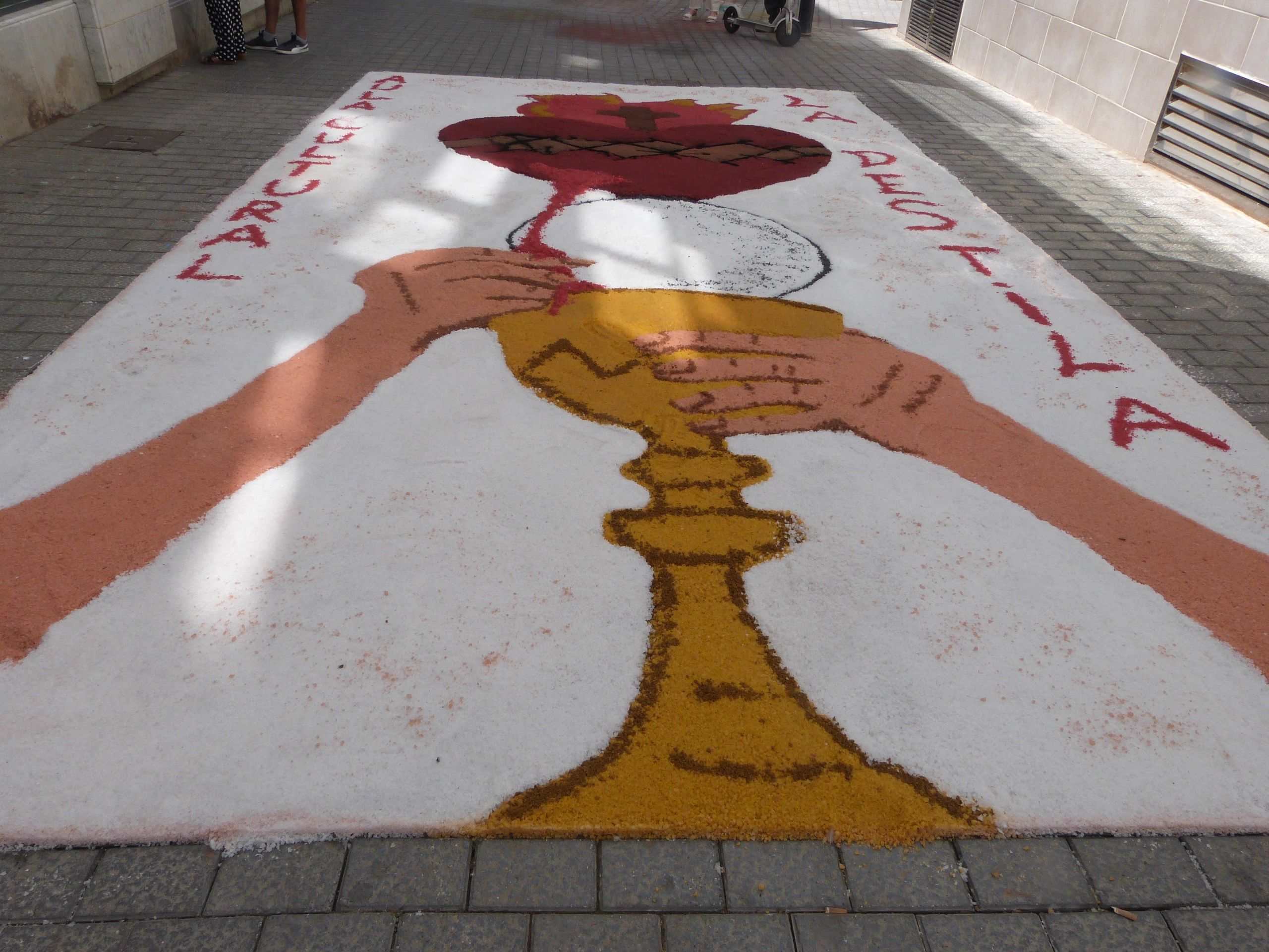 Las Alfombras De Sal Engalanan Las Calles De Arrecife Por Corpus Christi