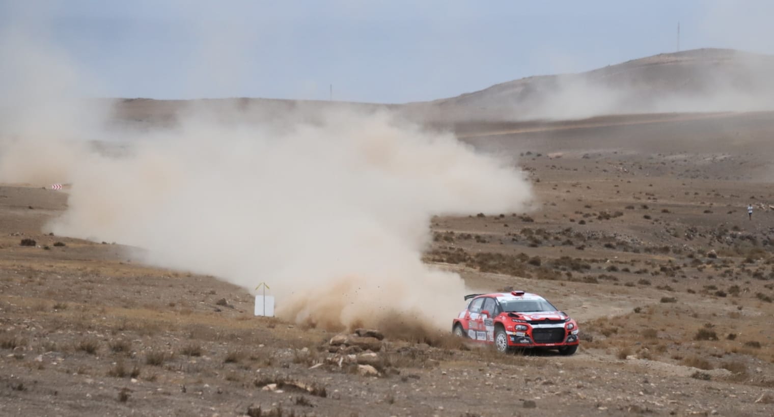 Ostberg Barth son los claros líderes provisionales del XXV Rallye de