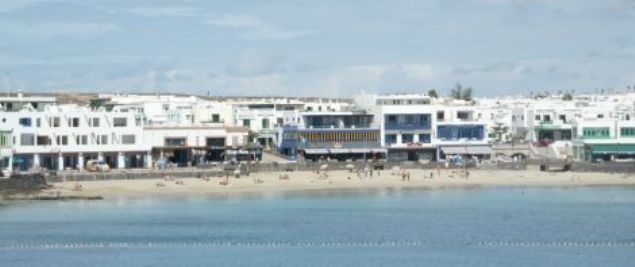 Playa Blanca Se Queda Sin Bandera Azul Y Puerto Del Carmen