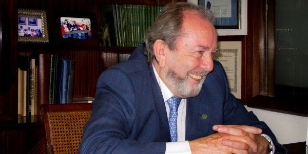 Guillermo del Nero, galardonado 'Dentista del Año 2014'