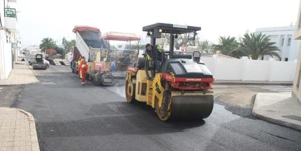 El Ayuntamiento de Arrecife culmina las obras del Plan de Asfaltado 2014