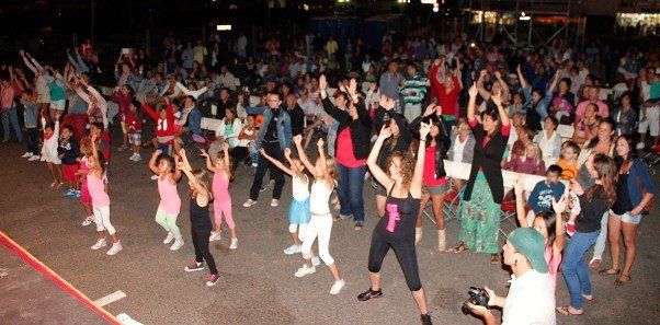 Espectáculos, deporte, folclore y playbacks en las fiestas del Carmen de Playa Blanca