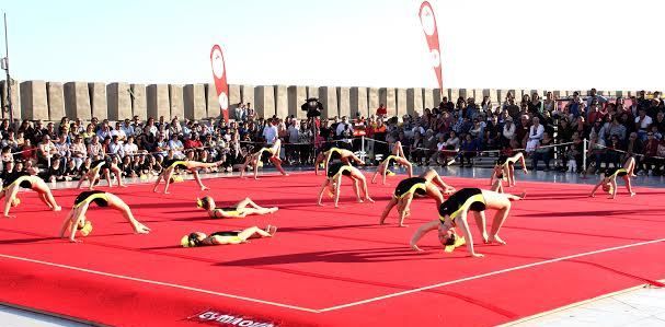 El  Festival de Gimnasia se despide desde la plaza de La Tiñosa