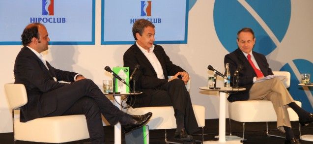 Zapatero defiende Canarias como una plataforma estratégica de enorme potencial como puente a África