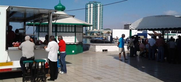 El quiosco del muelle de La Pescadería también cierra