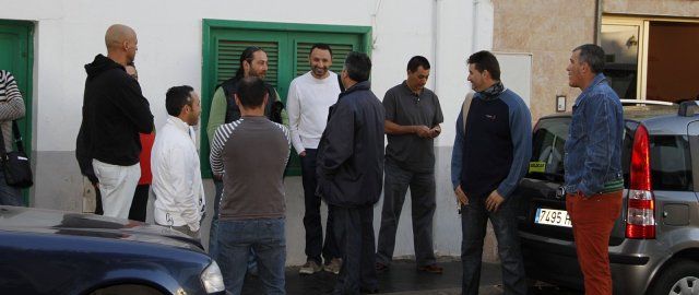 Trabajadores de los Centros se concentran a las puertas del Consejo de Administración que decidirá el futuro de la empresa