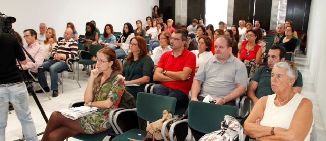 Abogados, profesionales de lo social y familias afectadas se dieron cita en las jornadas sobre el divorcio y la protección del menor