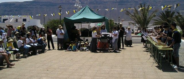 Los gracioseros celebraron el Día de Canarias con música, bailes y juegos tradicionales