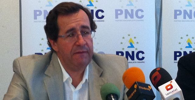 Spínola ha aceptado encabezar la lista del PNC al Ayuntamiento ante "la preocupación de ver en lo que se ha convertido Arrecife"