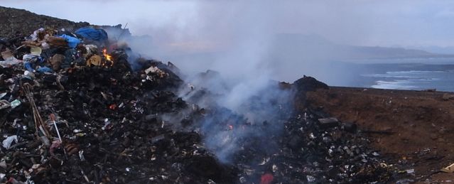 La Graciosa  progresa adecuadamente, pero se sigue quemando basura en el vertedero