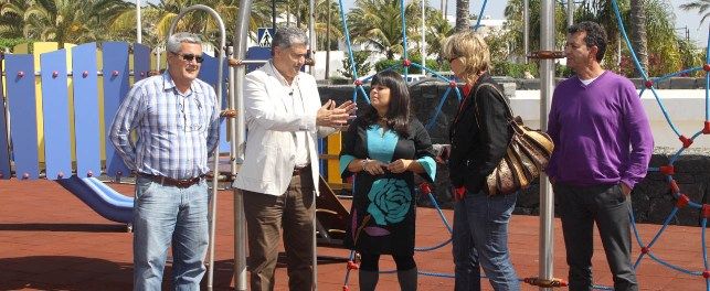 Tías pone en marcha la "red de parques infantiles" de Puerto del Carmen