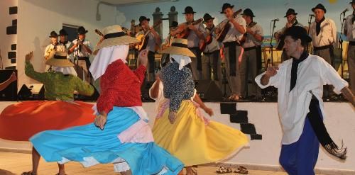 El folclore y la música canaria pusieron el broche final al I Encuentro Municipal de Música Santa Cecilia 2010