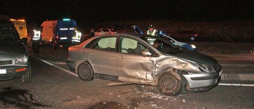 Un herido en una nueva colisión en el cruce de Costa Teguise