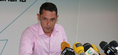 CC denuncia que los ediles que trabajan en exclusiva para el Ayuntamiento han cobrado además por asistir a un pleno