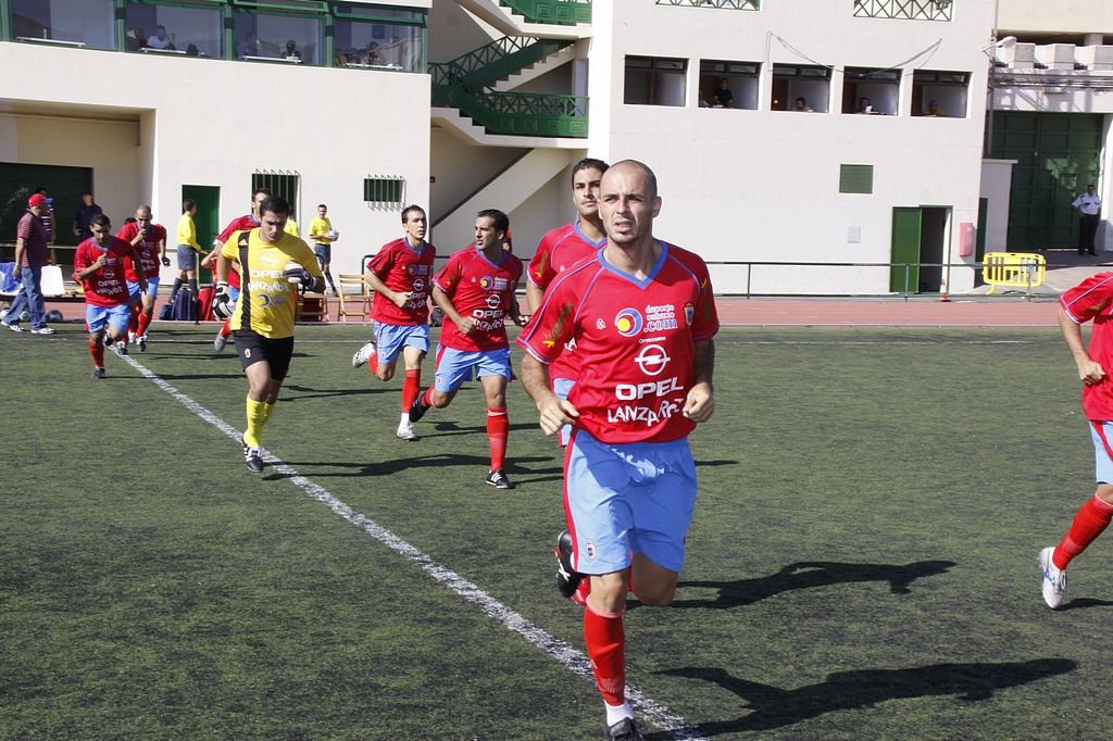 El defensa Jona y el portero Floro, primeras bajas en la plantilla de la UD Lanzarote