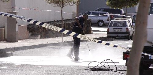 Muere a puñaladas un hombre de unos 30 años en plena calle de Arrecife