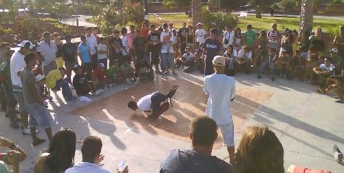 Malabares, skate, graffiti y breakdance en el Festival Arte Urbano