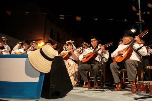 La música tradicional inundó el Charco de San Ginés