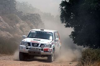 Machín y Galán terminan bien la primera etapa de la Baja España 2007