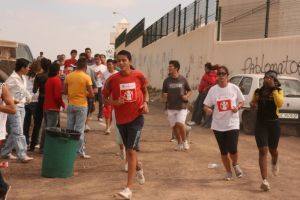 Cientos de jóvenes corren el maratón solidario que recaudará fondos para los niños de Etiopía