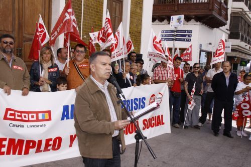 El desempleo y el recorte de los derechos laborales centran el discurso de los sindicatos el primero de mayo