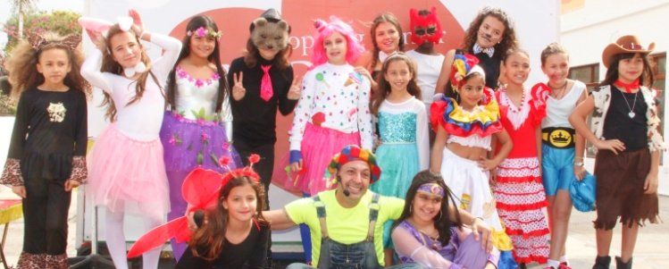 Nadira Brito Cabrera, reina infantil del Carnaval de Playa Blanca 2016