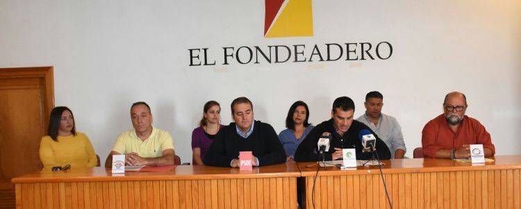 La oposición se une contra los presupuestos de Tías e invita al edil de CC a sumarse a ellos