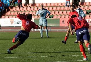 La UD Lanzarote se anotó la primera y merecida victoria que se le negó hasta ahora en un partido incierto hasta el final