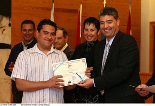 Cruz Saavedra clausura la Escuela Taller "Mancomunidad del Sur Sostenible"