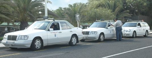 Detenido por vigésima vez tras robarle a un taxista con un cuchillo en Costa Teguise