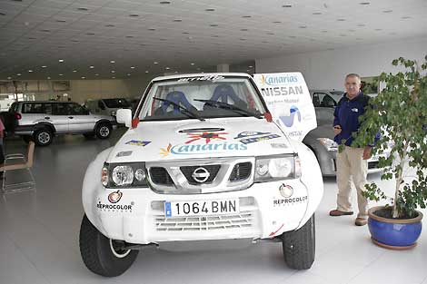 Galán y Suanzes ya disponen de su Nissan con el que correrán el Lisboa-Dakar el próximo mes de enero