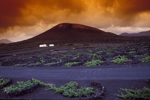 Lanzarote contará con tres estaciones meteorológicas automatizadas en 2006