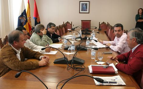 El Cabildo elaborará un Plan Insular de Zonas de Acampadas