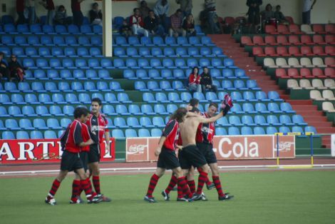 El Orientación Marítima se instala en puestos de ascenso tras su meritorio triunfo ante el Santa Brígida