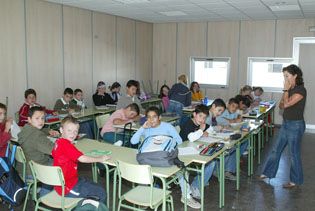 Los centros escolares de Canarias vuelven a abrir mañana sus aulas