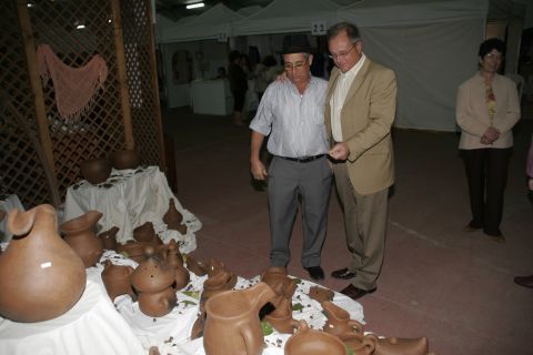 San Bartolomé premia a los mejores en la II Feria de Artesanía