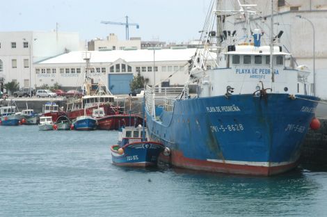 Indignación entre los marineros de Lanzarote por el posible reparto de las licencias pesqueras