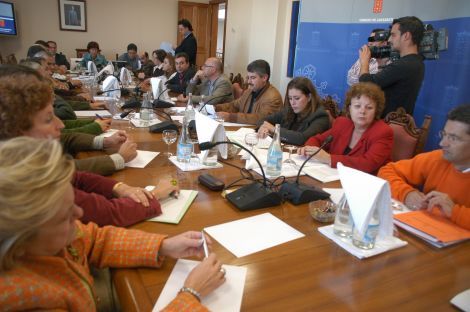 Manuel Fajardo no convoca a los portavoces para la declaración institucional de sanidad