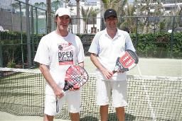 Mikel y Gonzalo Urrutia, vencedores del Torneo Centro Deportivo Fariones de padel