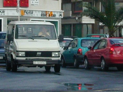 CCOO dice que la entrada en vigor del carné por puntos castigará a los transportistas profesionales