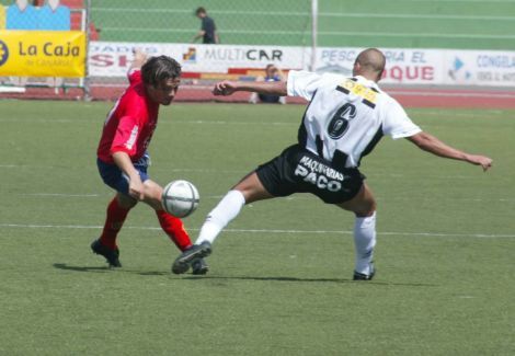 El Lanzarote ficha a otros dos jugadores: el delantero Fabiani y el defensor Juanma