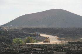 La próxima semana comienza el reasfaltado de la autovía de Arrecife hacia Tías