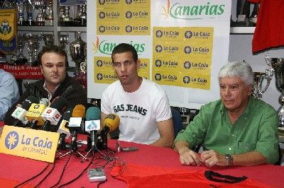 Juanra estará ante el Universidad