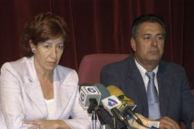 Inés Rojas considera que el alcalde de Yaiza es "inconsciente", "desleal" y "capaz de lo que sea" y anuncia medidas contundentes