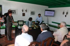 Balance positivo de la campaña de promoción de los vinos lanzaroteños, que consigue colocar 100.000 contraetiquetas más