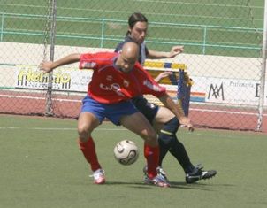 La UD Lanzarote cayó ante el colista jugando con uno menos