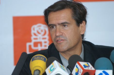 López Aguilar dice que "aspectos específicos" del proyecto de reforma del Estatuto deben ser "corregidos" por las Cortes Generales