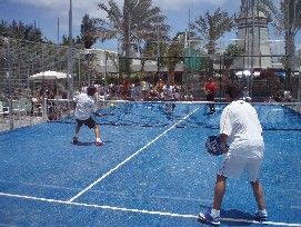 El pádel, mucho más que el tenis chico