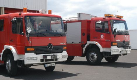 Un hombre sufre quemaduras de primer grado en un incendio en Puerto del Carmen