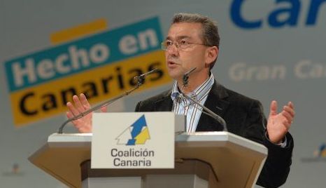 Paulino Rivero ya es presidente de Canarias